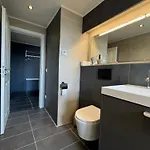 E44 By Interhome בית נופש