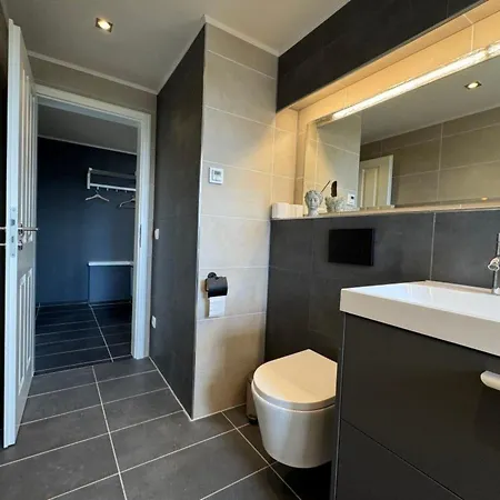 E44 By Interhome Casa vacanze