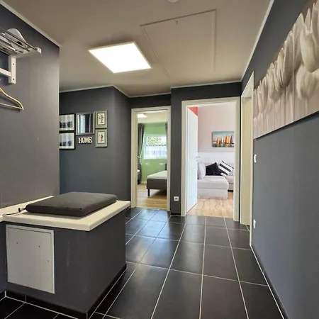 E44 By Interhome Casa vacanze